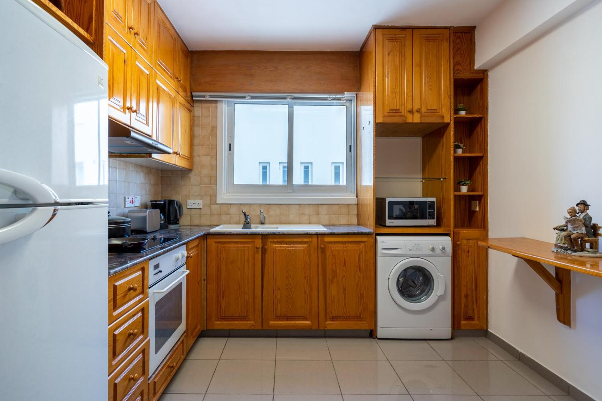 Jayde 2-Bedroom Apartment In Larnaca Dış mekan fotoğraf